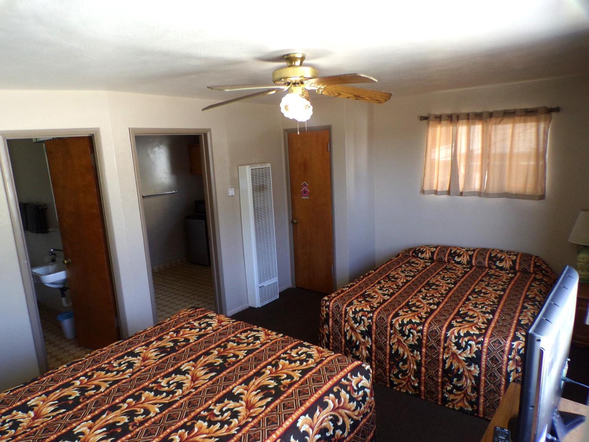 Cypress Tree Motel คายูคอส ภายนอก รูปภาพ